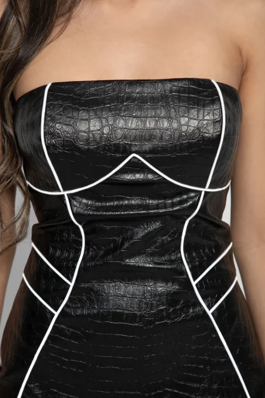 Reflective dress chest detail